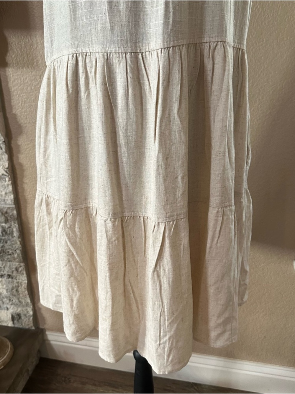 NEW IN beige linen blend tiered dress women’s M pockets BOHO airy summer - Picture 3 of 14